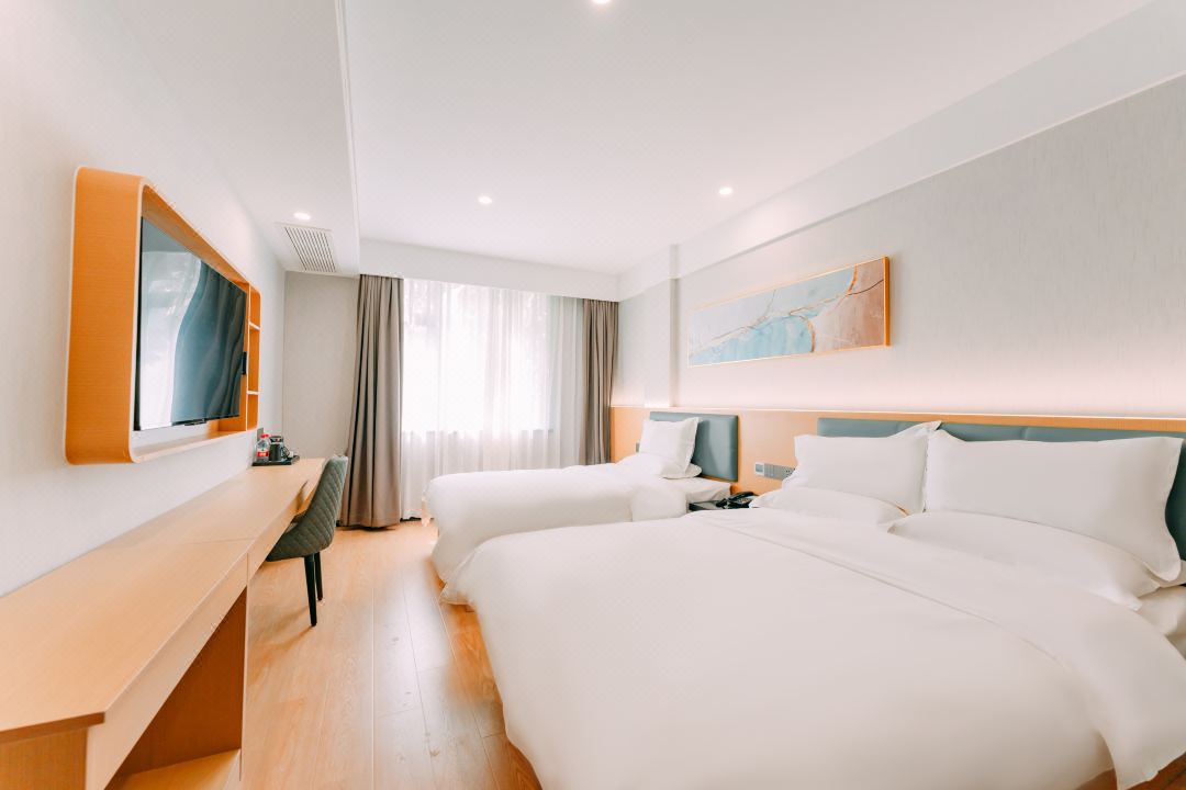 Qingmu Li Hotel (Nanjing Dachang Subway Station Xinhua Road)
