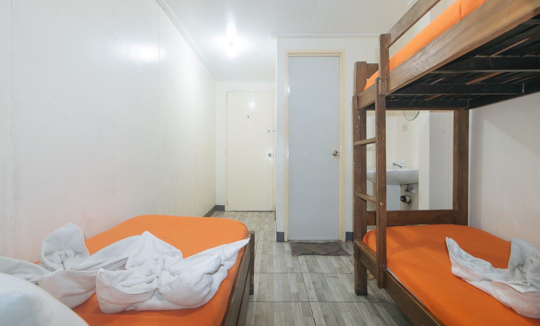 Metro Deluxe Residences near World Trade Center