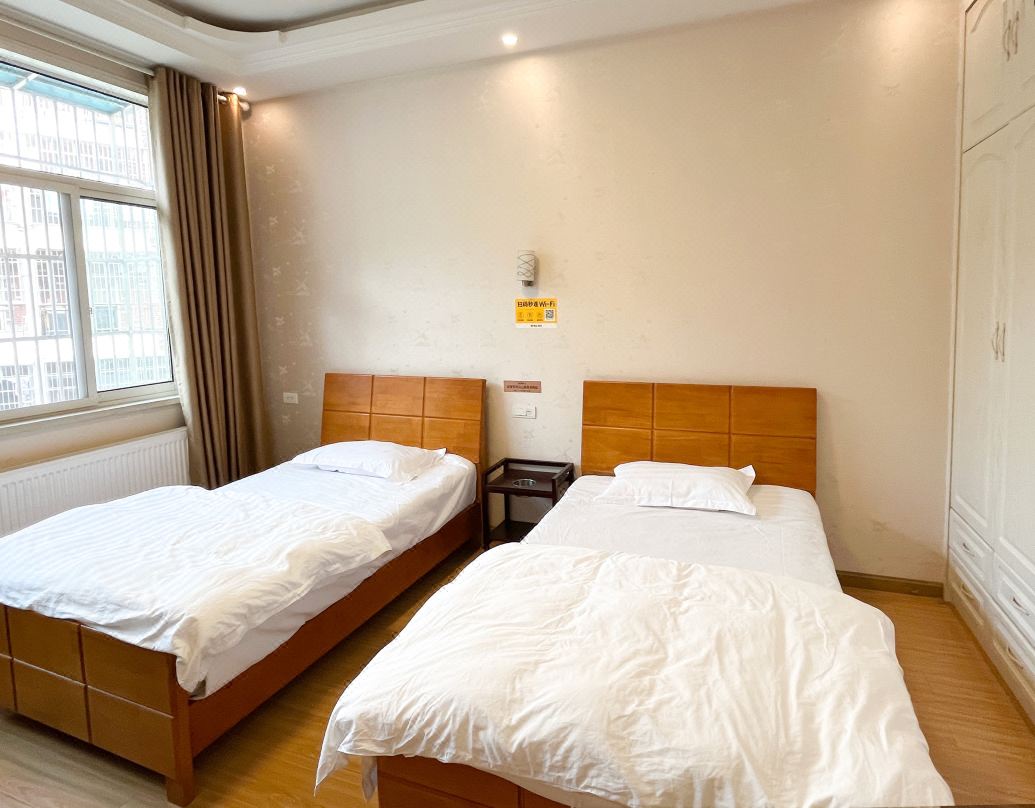 Lixiang Hotel