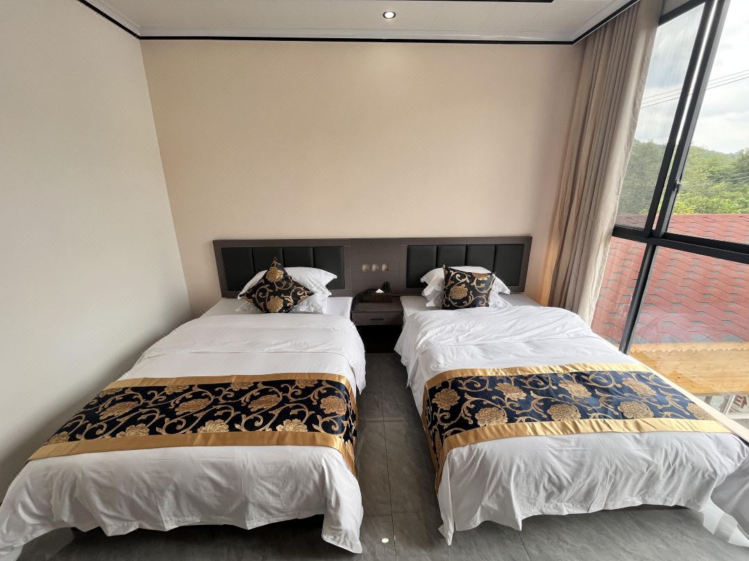 Linhu Xiaozhu Guesthouse