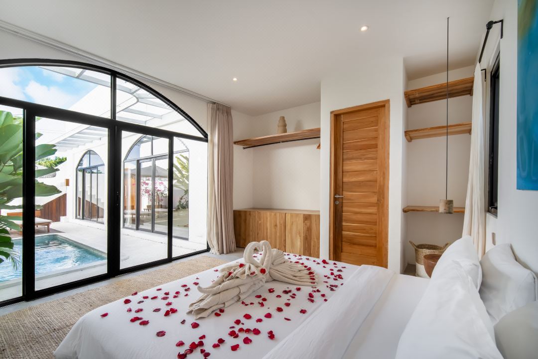 Muse Villa - Stylish 2BR Private Pool in Balangan