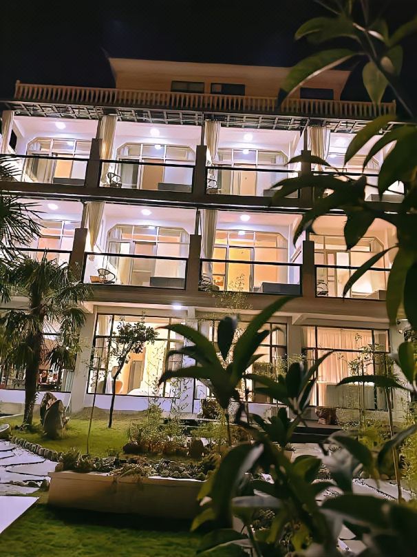 Lanting Hot Spring B&B (Eryuan Niujie Branch)