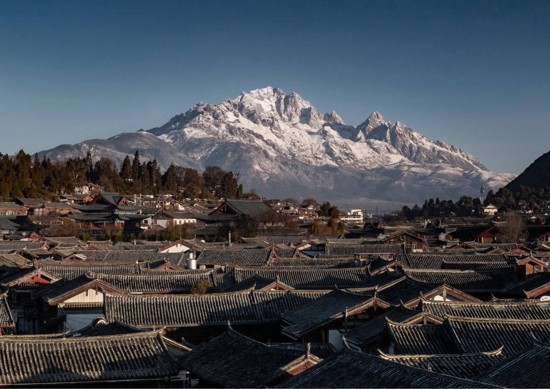 Ruochen Xuyu (Morning's Preface) Lion Hill Naxi Courtyard