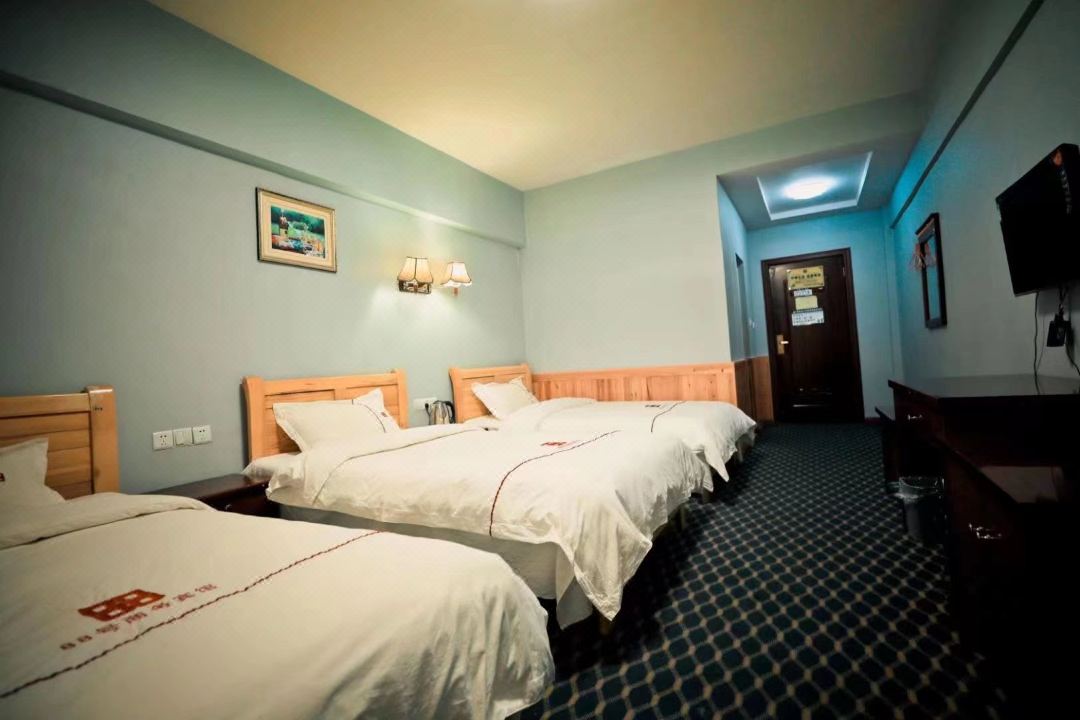 Daocheng Business Hotel 88