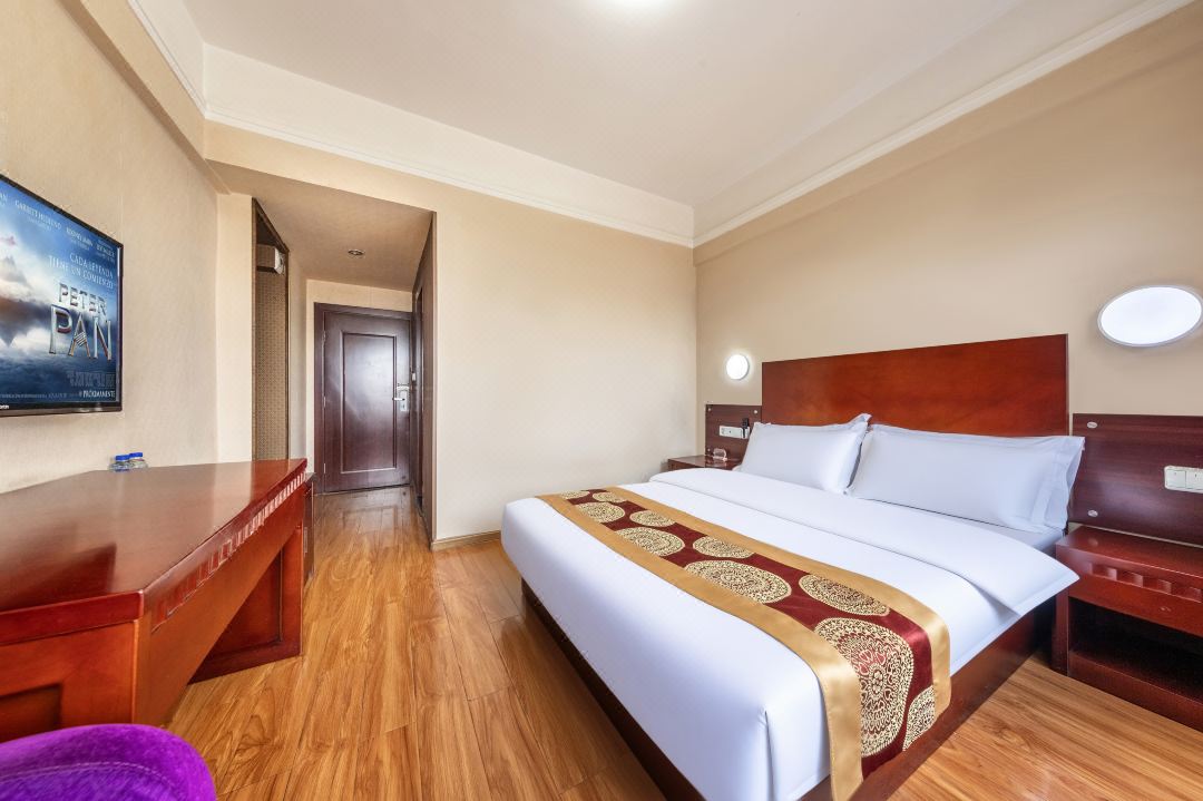 Fangjian Hotel (Kunming Railway Station)