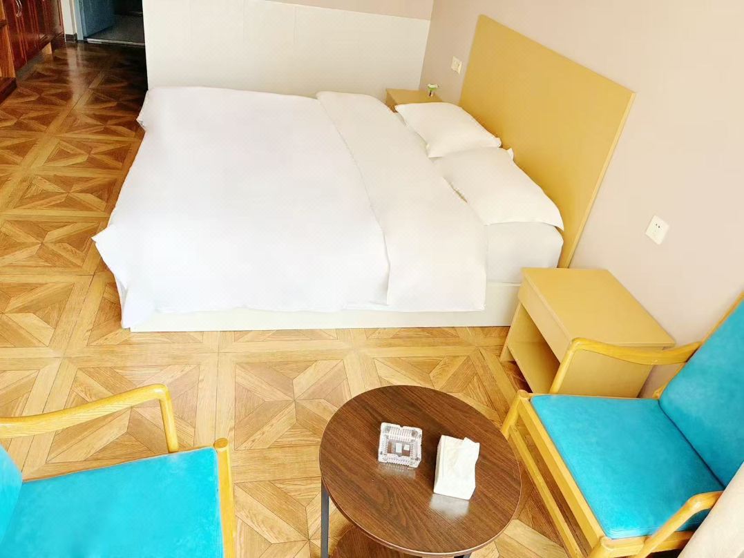 Qingdao Hani Theme Apartment