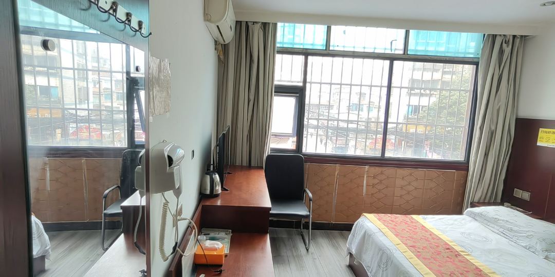 家兴宾馆(仙鹤路店)