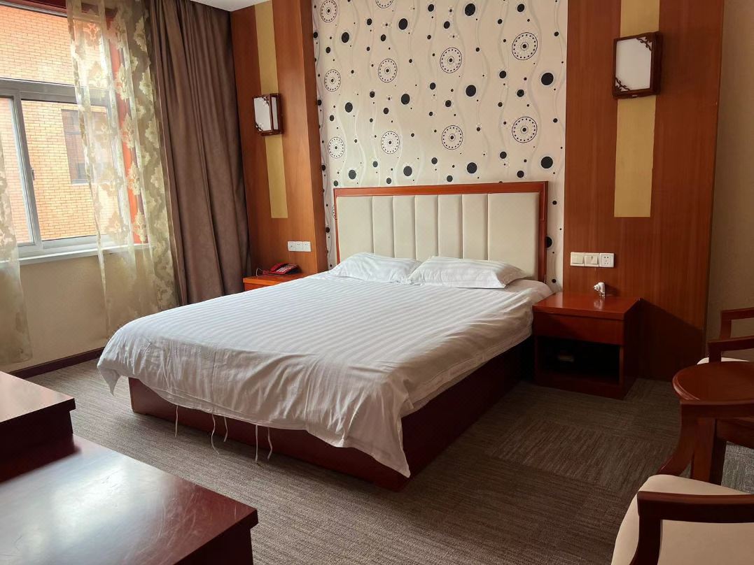 Hubei University of Technology National Training Center Hotel
