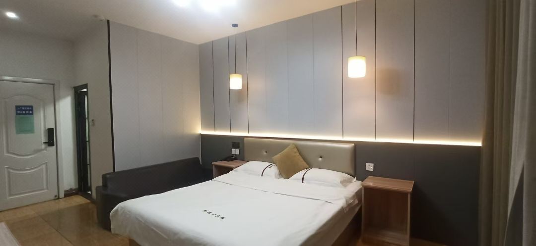 Nanyang Yuexin Hotel