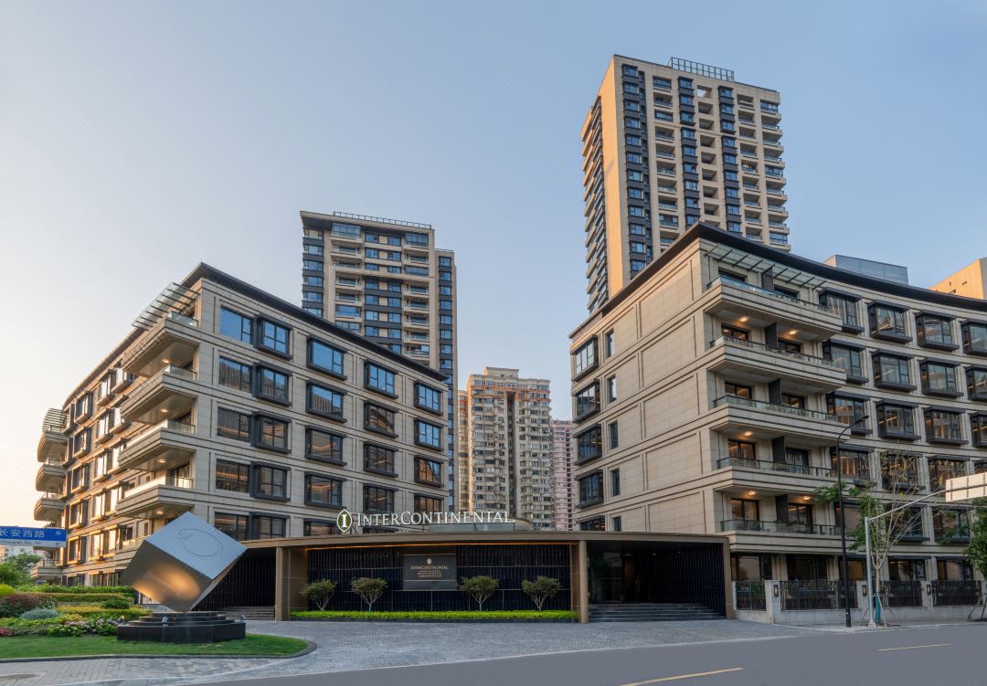 InterContinental Hotels SHANGHAI JING'AN SERVICED APT. by IHG