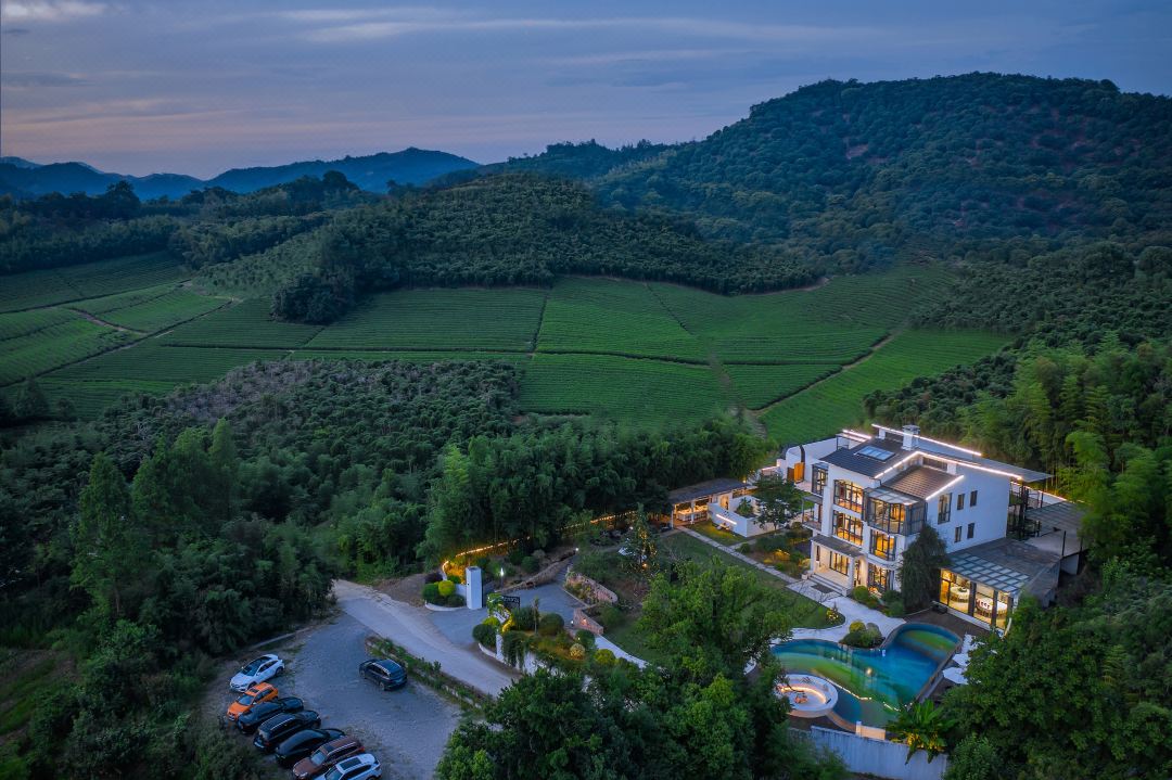 Deqing, Mogan Mountain, Mo see Rainbow Homestay