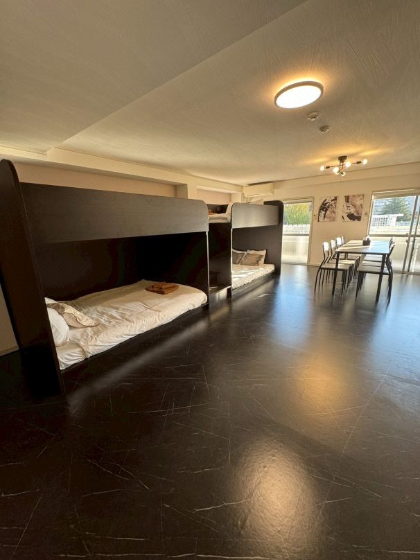 Shinjuku | Maximum 8ppl | Double 4 | 3-minute walk from the station | 40sqm private | 602