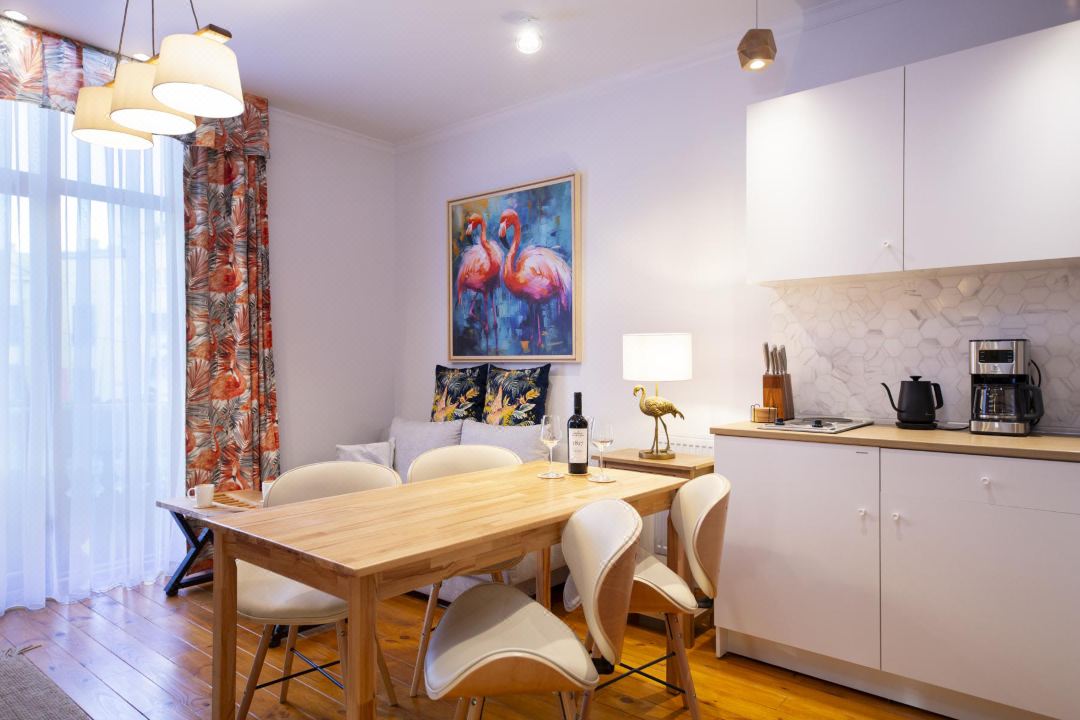 FlamingoHaven | Chic&Renovated 1BRwBalcony | PrimeSpot