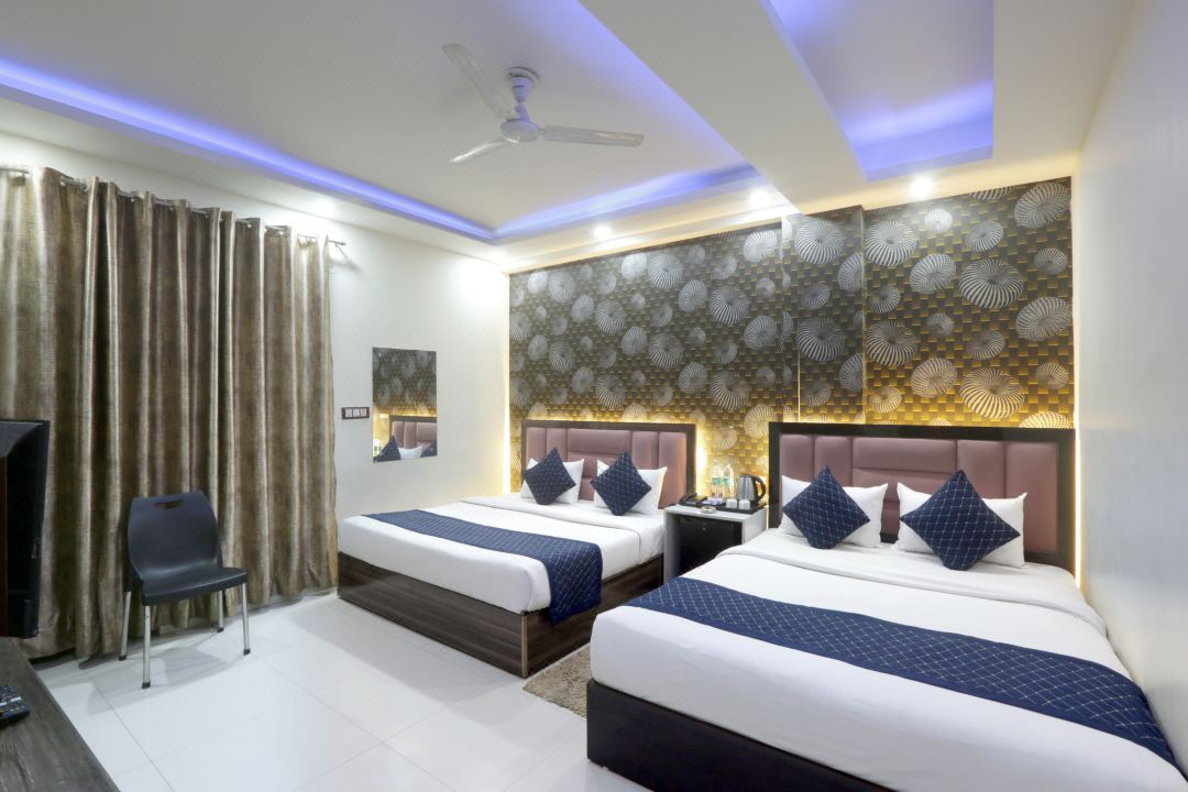 Hotel Popular Suites
