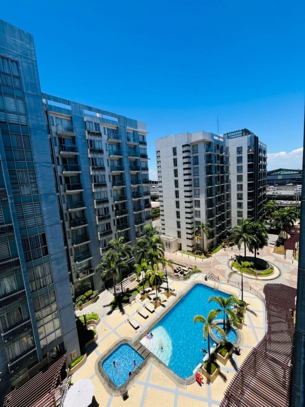 Studio Unit in One Palm Tree Villas across NAIA Terminal 3
