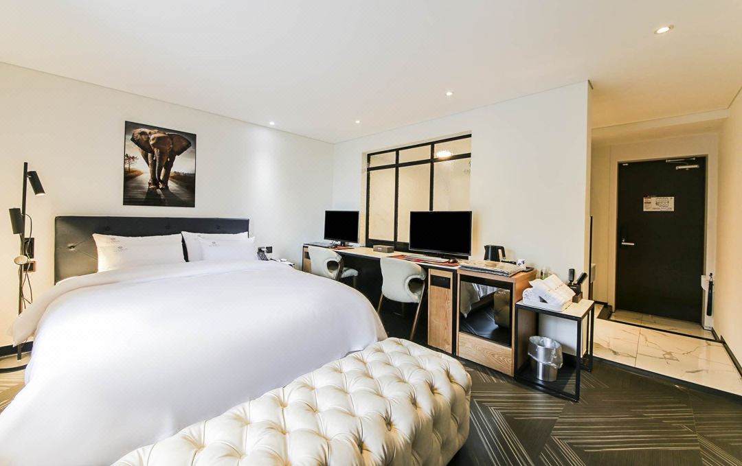 Kama Hotel