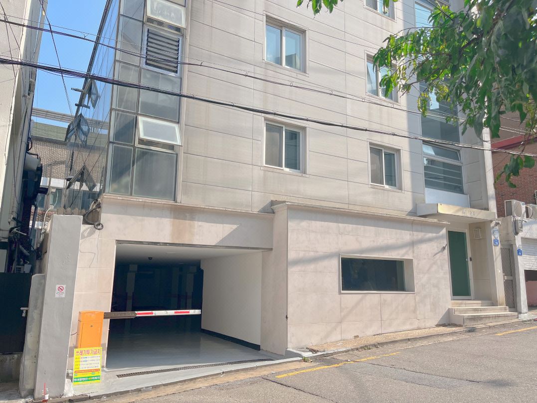 The first Hongdae stay