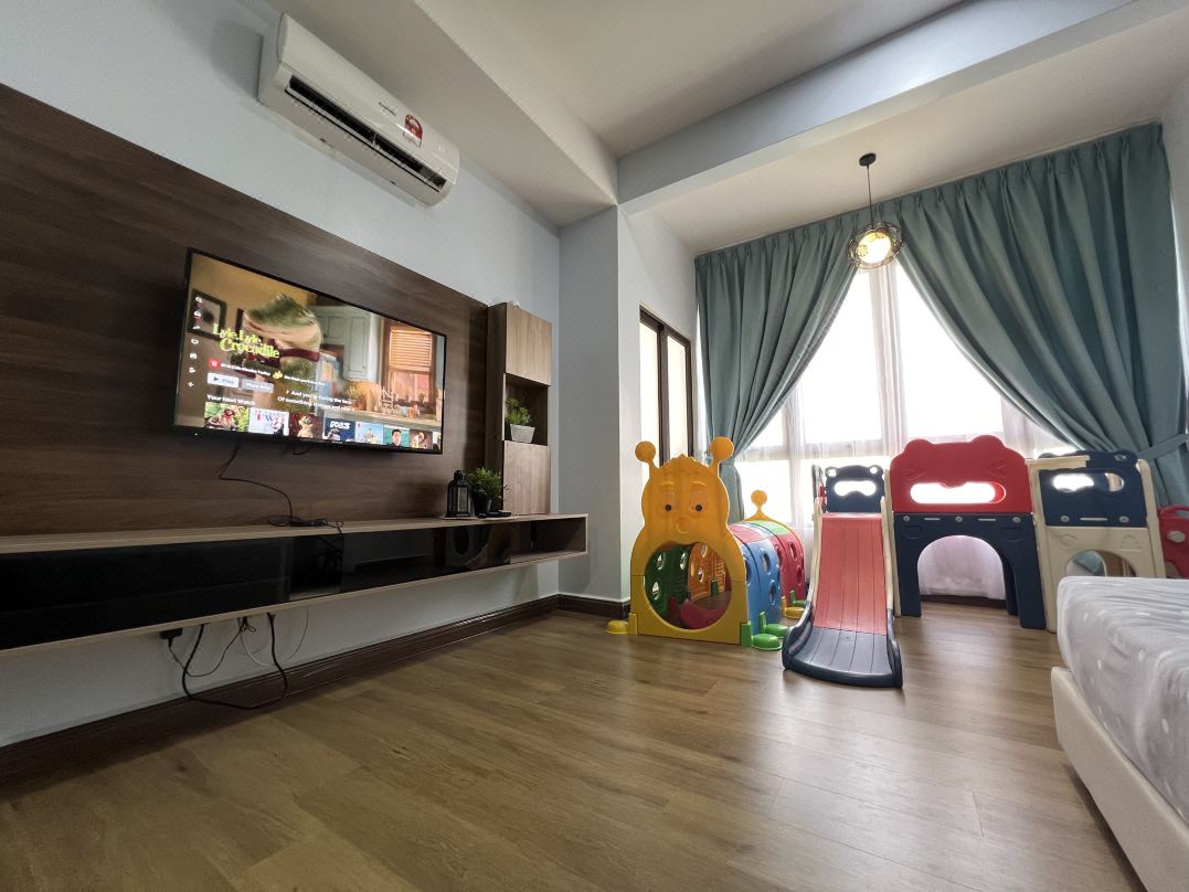 Melaka Bali Residence Pool Sea View Kids Playroom by BeeStay