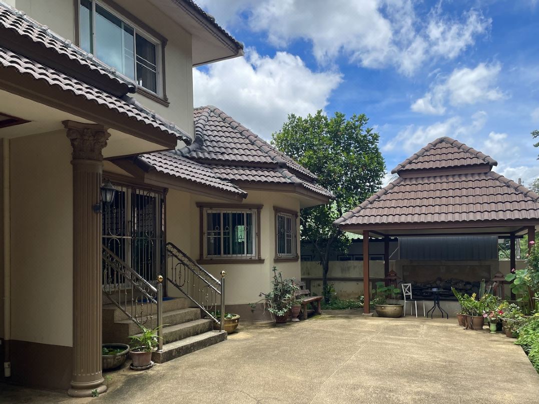 Yoga house