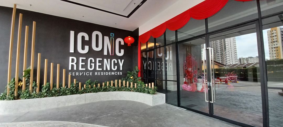 Stylish Iconic Regency #Queensbay Mall#FIZ#Airport