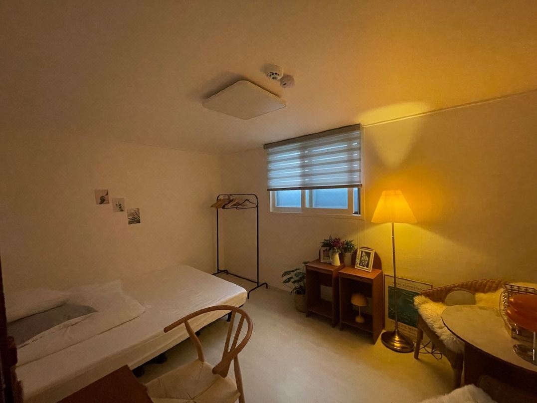 Seoul National University/Hongdae/Gangnam/6 people 3 Beds/Private Parking/Two rooms/Netflix/Dryer