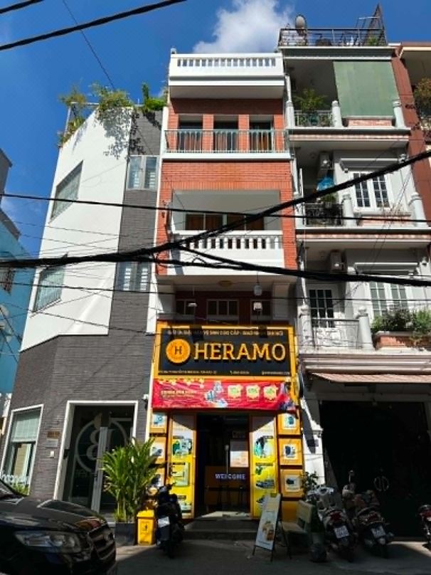 The 8th Sun - Central CBD District 1 Townhouse 6BR5.5BTH - Family Staycation -  Sai Gon,  HCM