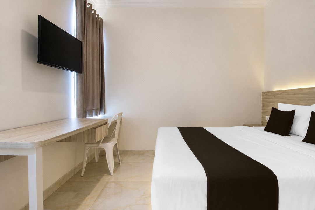 Collection O near Ambarrukmo Plaza Mall formerly Damar Kusumo Guest House