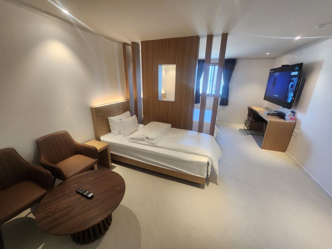 Jincheon Central Business Hotel