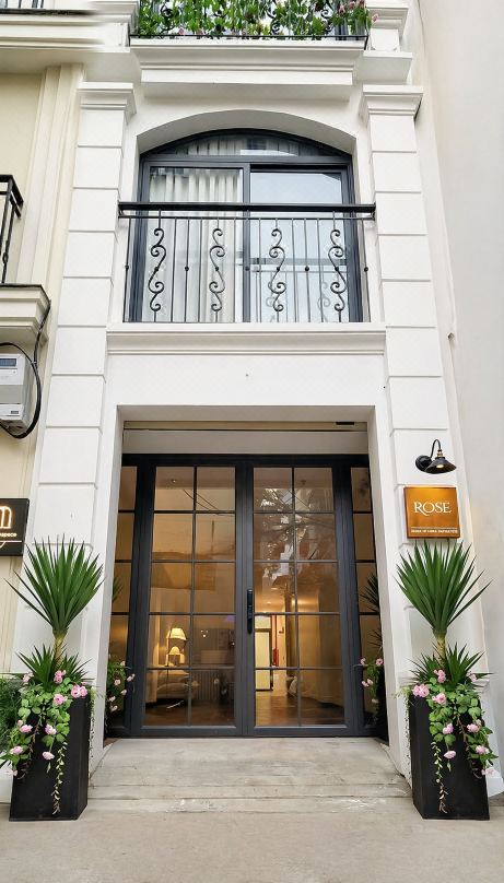 La Maison Rose - No 17 Ly Nam De