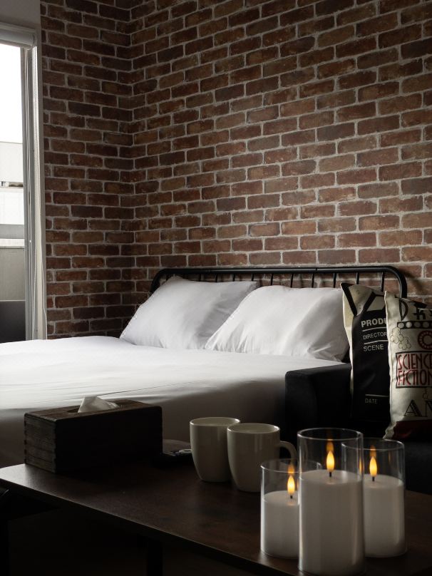 Shinjuku | Maximum 3ppl | Double×1 sofa×1 | 3-minute walk from the station | 21sqm private | 402
