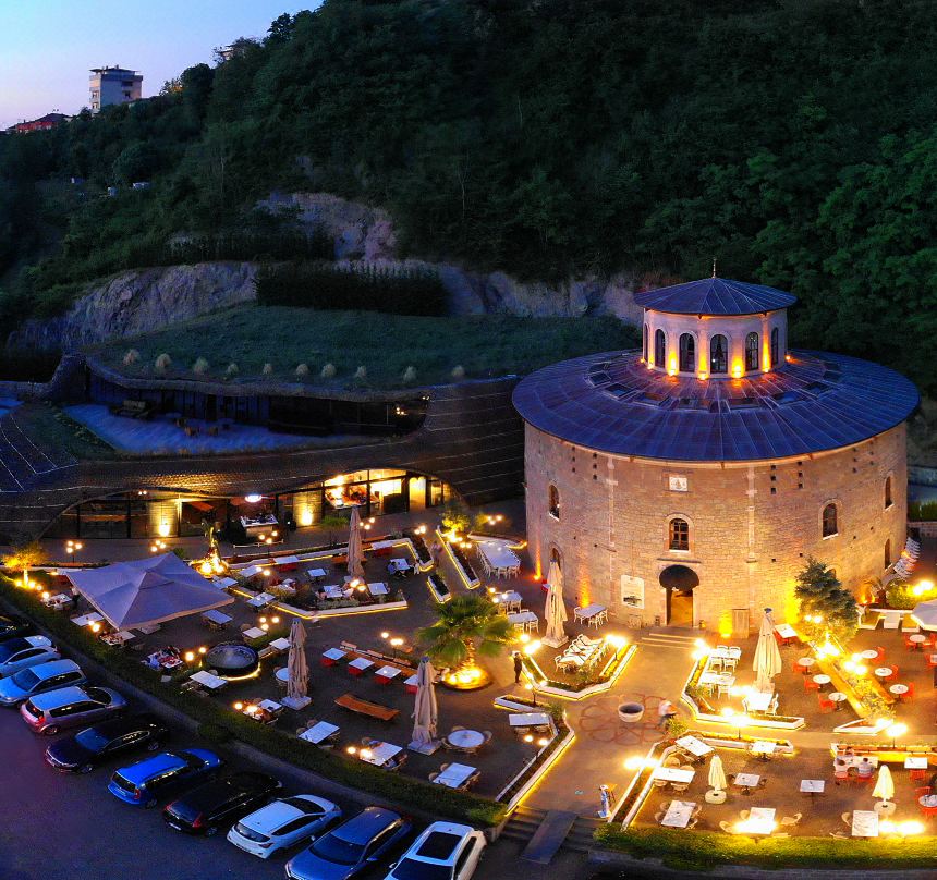 Cephanelık Hotel