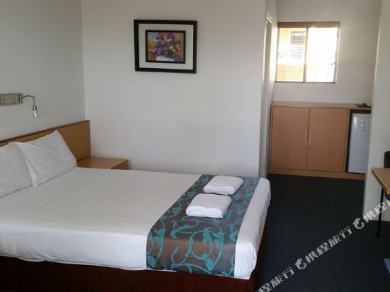Annerley Motor Inn - Tap to explore photos