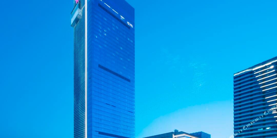 宝鸡东岭皇冠假日酒店-东门