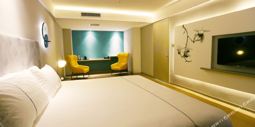 锦吃兰酒店