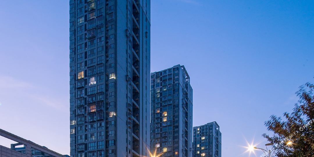 西岸酒店(湘潭高铁北站湖南科技大学店)