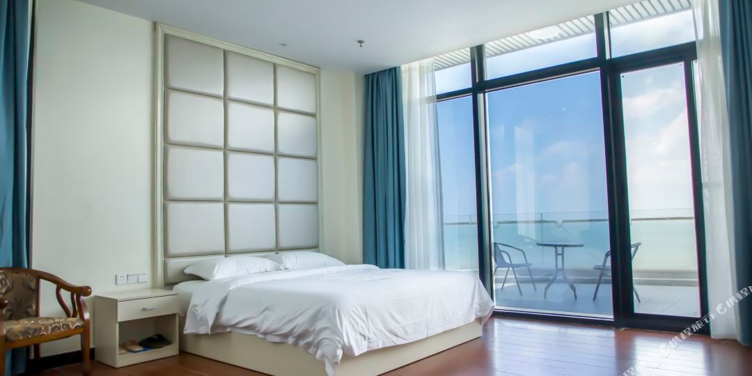 北海V蓝一线海景公寓
