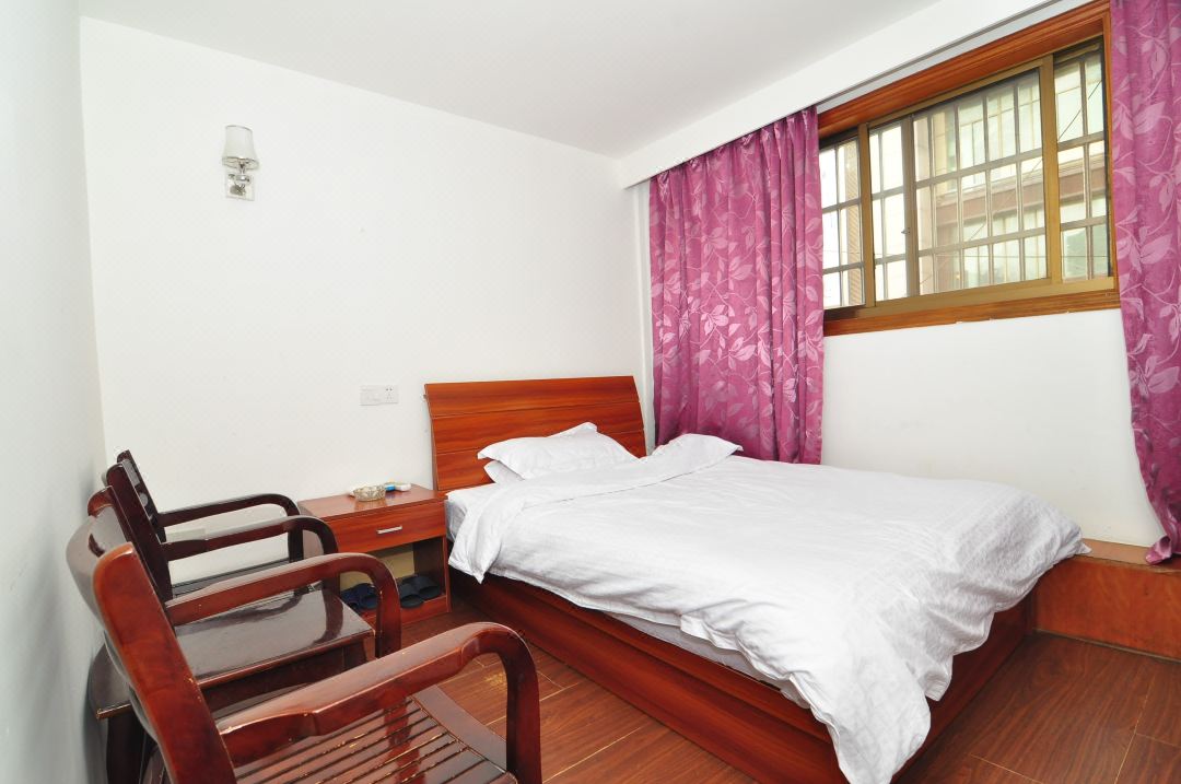 Ningbo Fenghua Yinhe Hotel