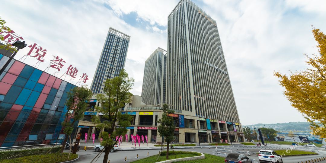 金ju酒店(邱家湾地铁站店)