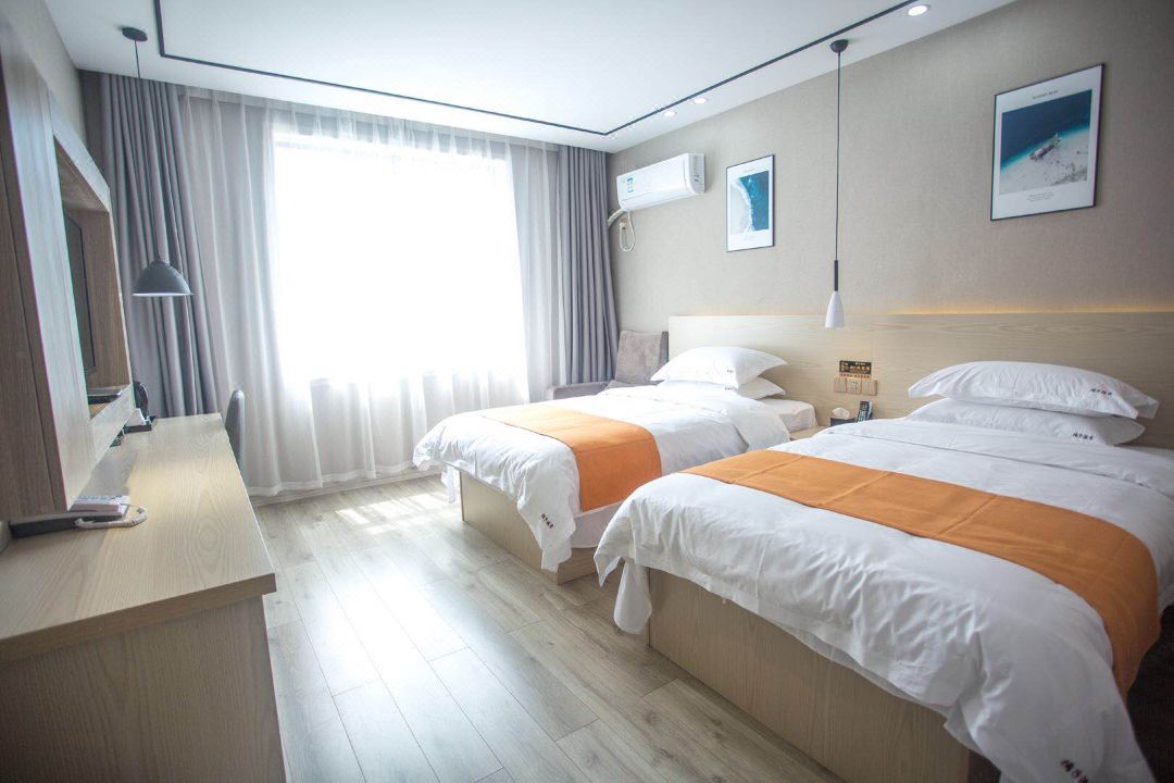 Tangerine Boutique Hotel