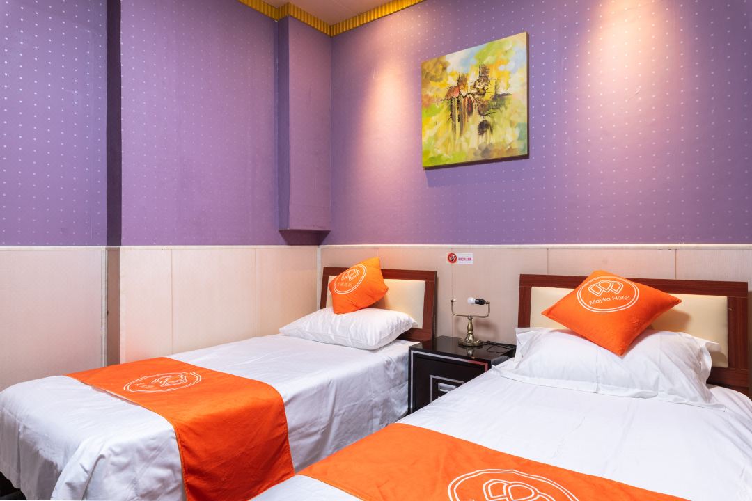 Xiyue Business Hotel (Ophthalmology Hospital)