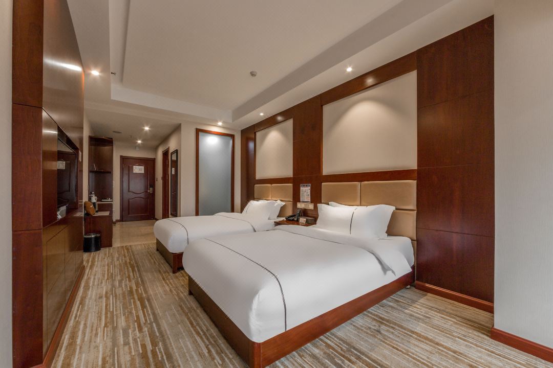 Qiantai Hotel (Kunming Xicheng Times)