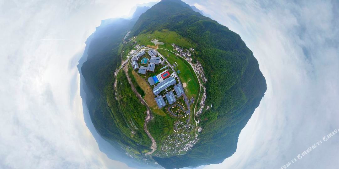 居黄山露营地