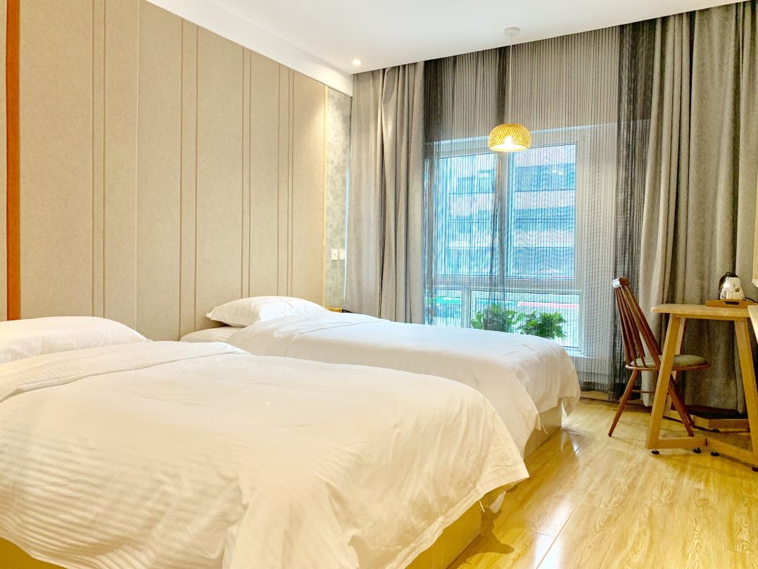 Cloud Season Chan Yue Hotel