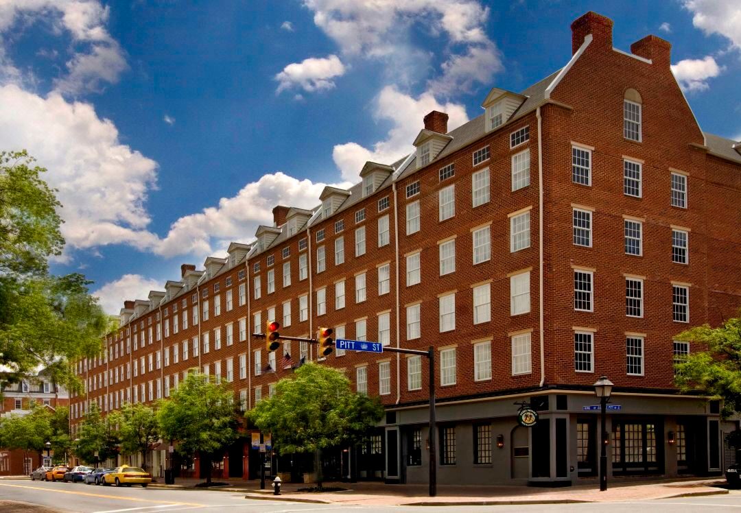 The Alexandrian Old Town Alexandria, Autograph Collection