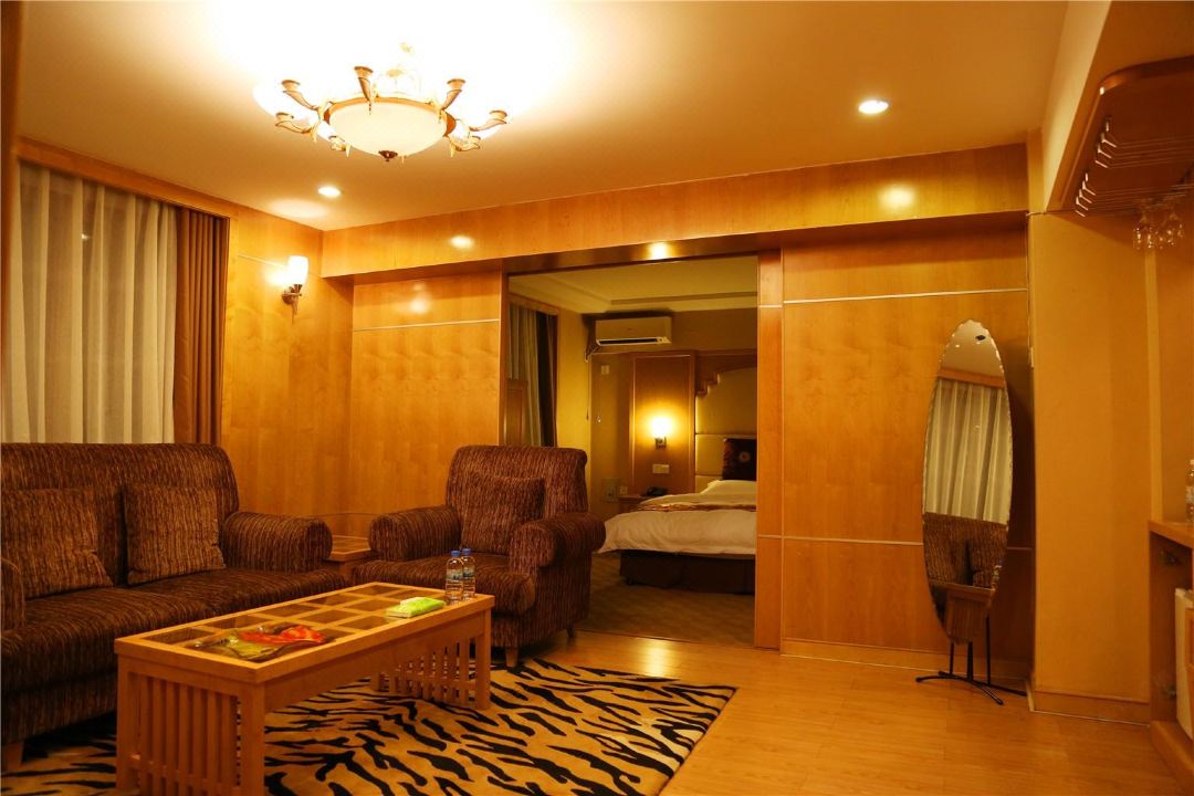 Northeast Forestry University Expert Apartment