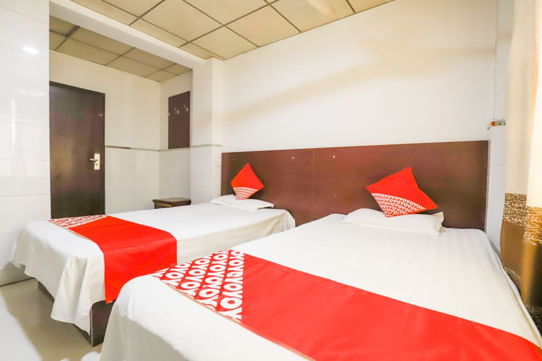 Yingbin Hotel (Hefei Railway Station Store)