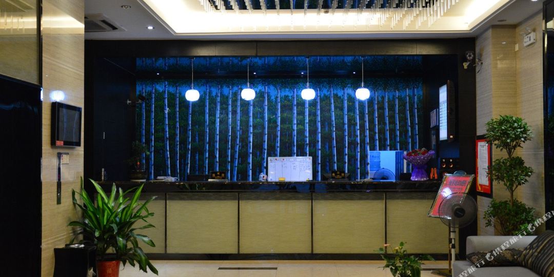万宁假日酒店(萍乡绿荫广场店)