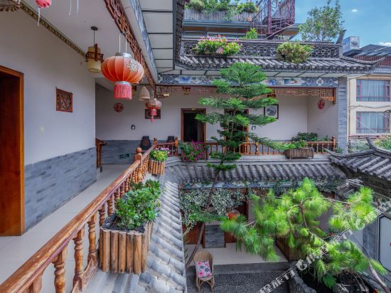 大理鸿林歌客栈