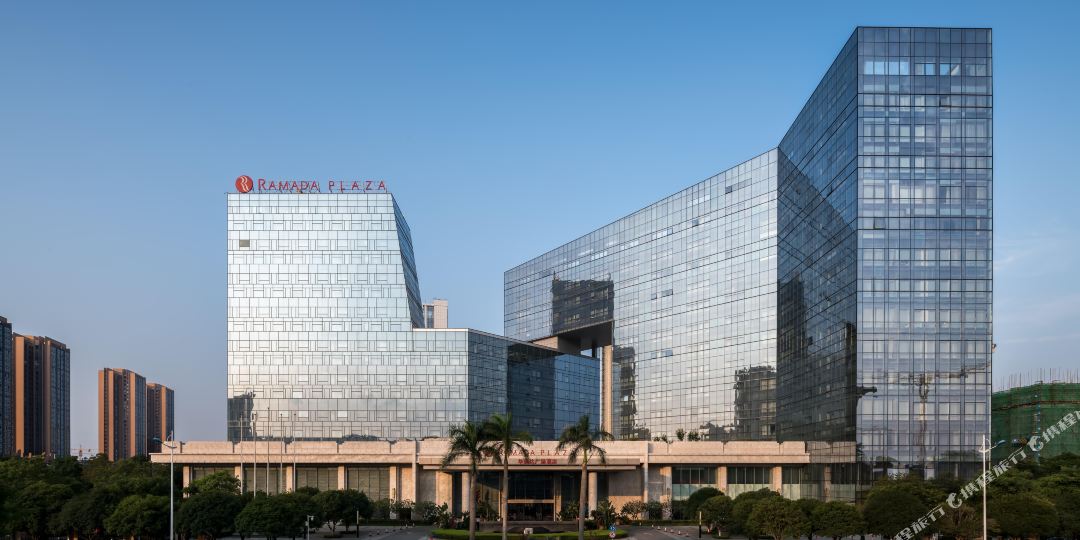 柳州东城华美达商场酒店