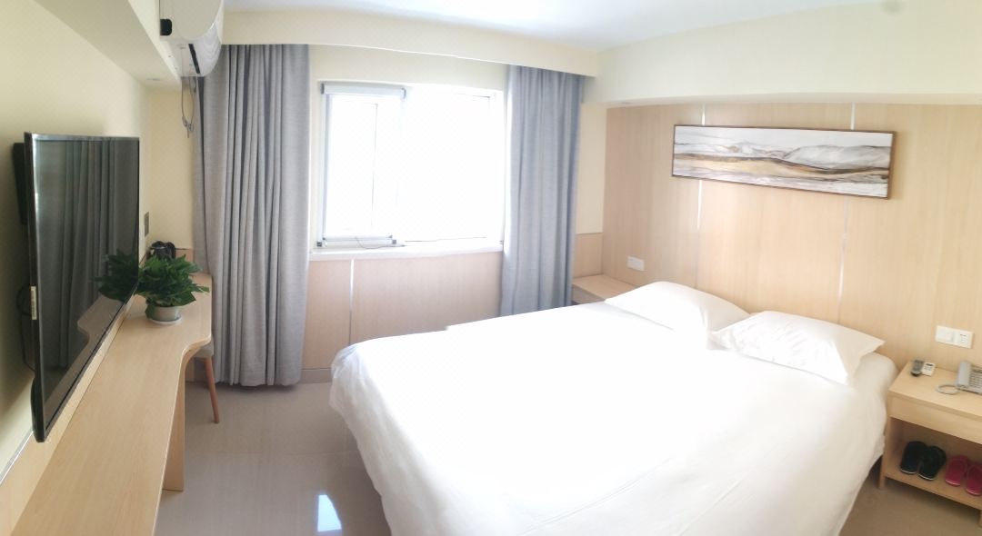 Yibai Chain Hotel (Jiefangmen Lan Er Yuan Branch)